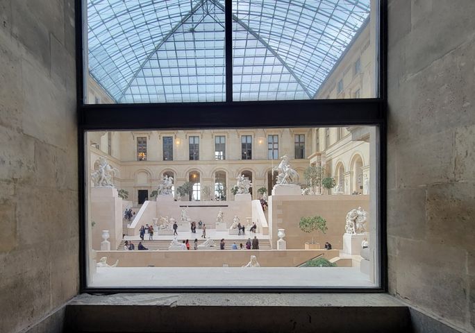ルーブル美術館、パリの美術館、パリの美術館、パリ、パリの主要観光スポット、レイシー ファルツ