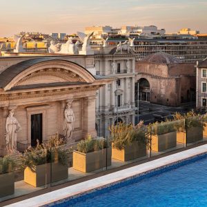 屋上プールがあるローマの人気ホテル 20